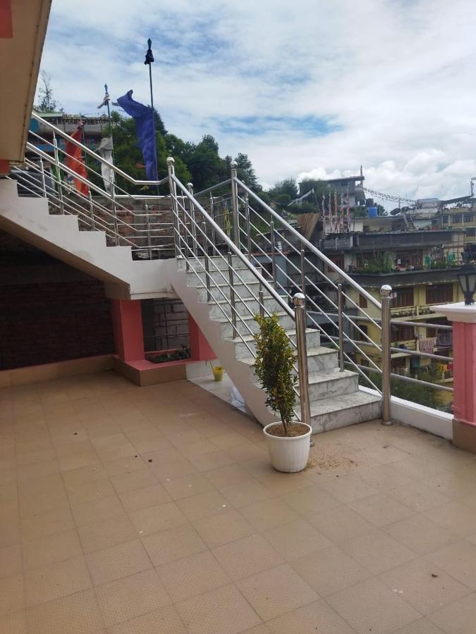Hotel Nambrog Bomdila 外观 照片