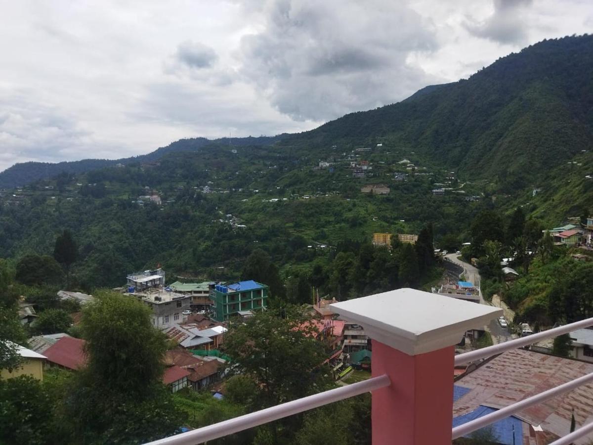 Hotel Nambrog Bomdila 外观 照片